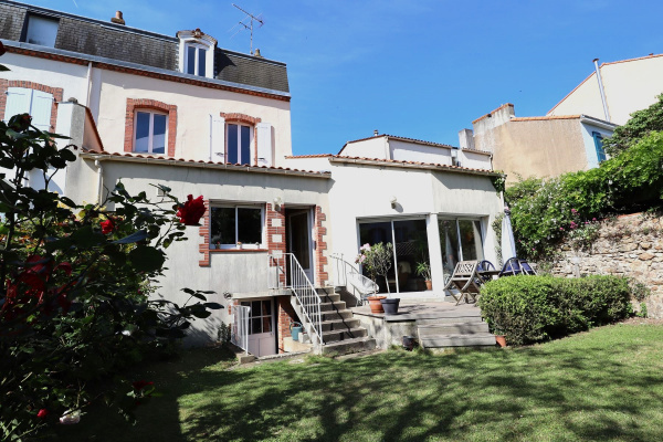 Offres de vente Maison La Roche-sur-Yon 85000